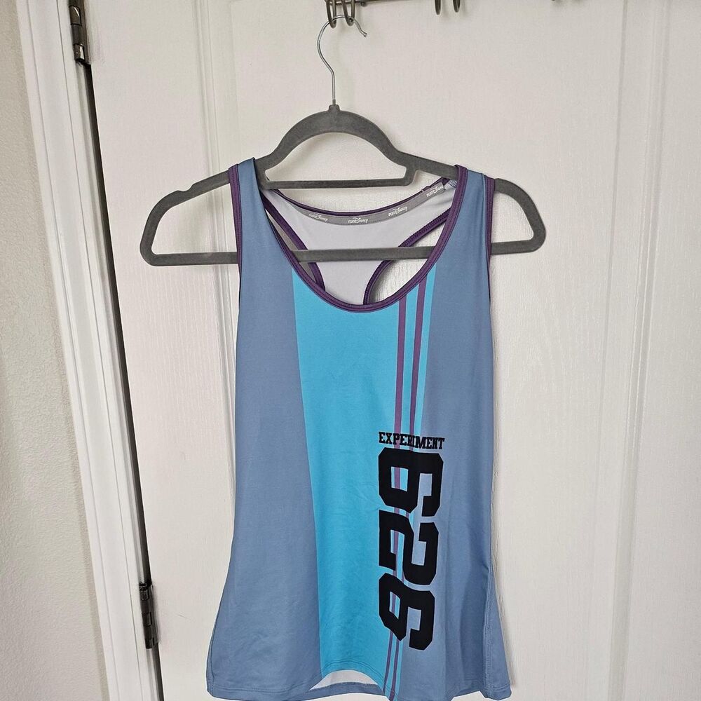 Disney Women's run Disney top